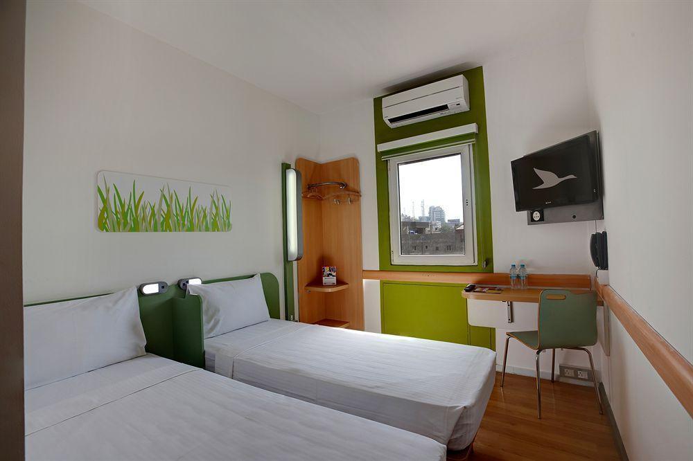 Hotel Caspia Pro גרייטר נוידה מראה חיצוני תמונה