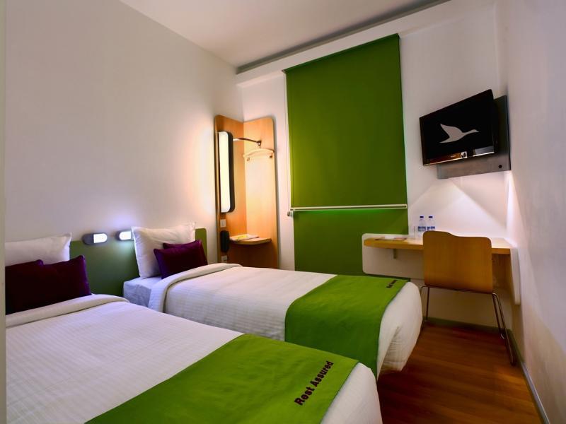Hotel Caspia Pro גרייטר נוידה מראה חיצוני תמונה
