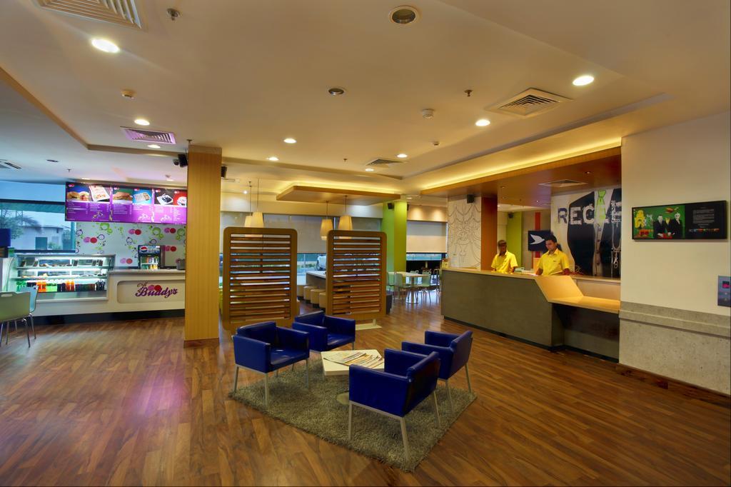 Hotel Caspia Pro גרייטר נוידה מראה חיצוני תמונה