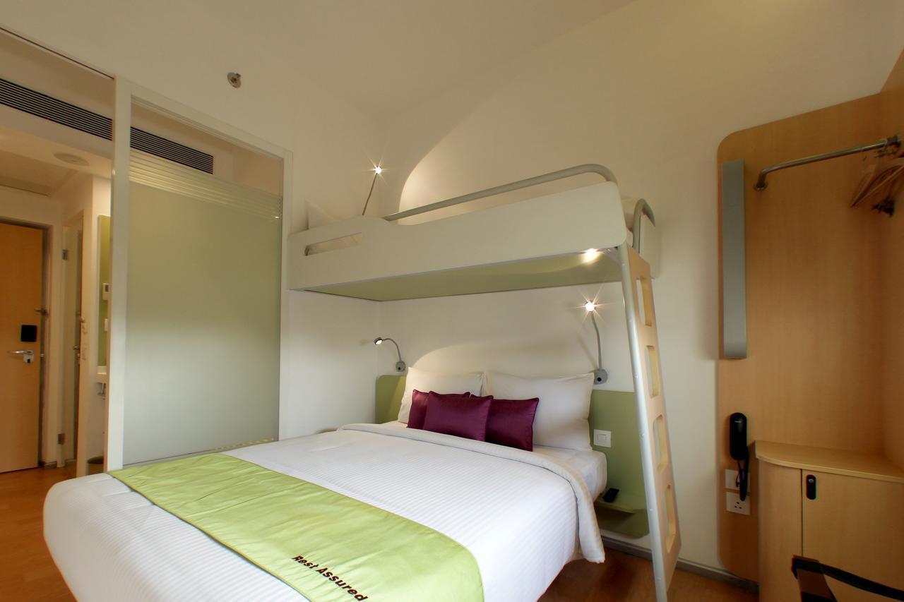 Hotel Caspia Pro גרייטר נוידה מראה חיצוני תמונה