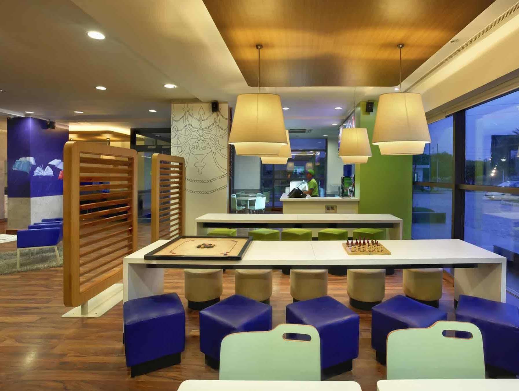 Hotel Caspia Pro גרייטר נוידה מראה חיצוני תמונה